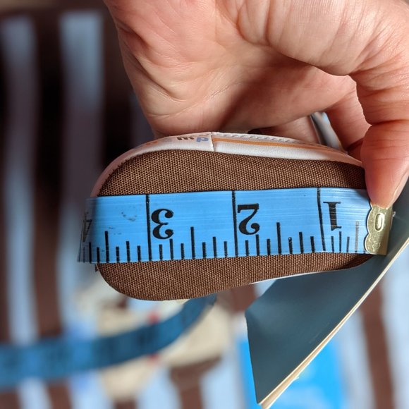 NWT Boys (Layette) - BUNDLE: CARTER'S 2pcs Blanket + Shoes - Picture 4 of 4